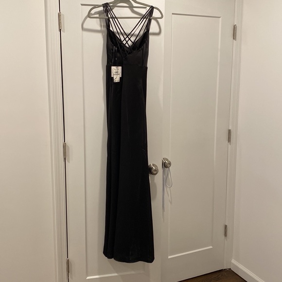 NWT Strappy Back Formal Dress - Picture 2 of 3